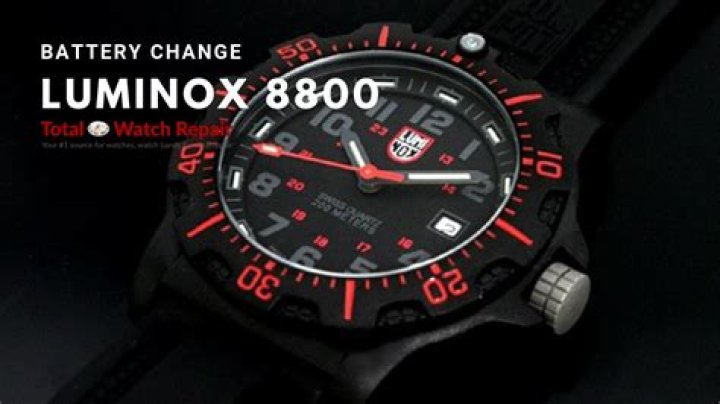 How long does a luminox battery last?