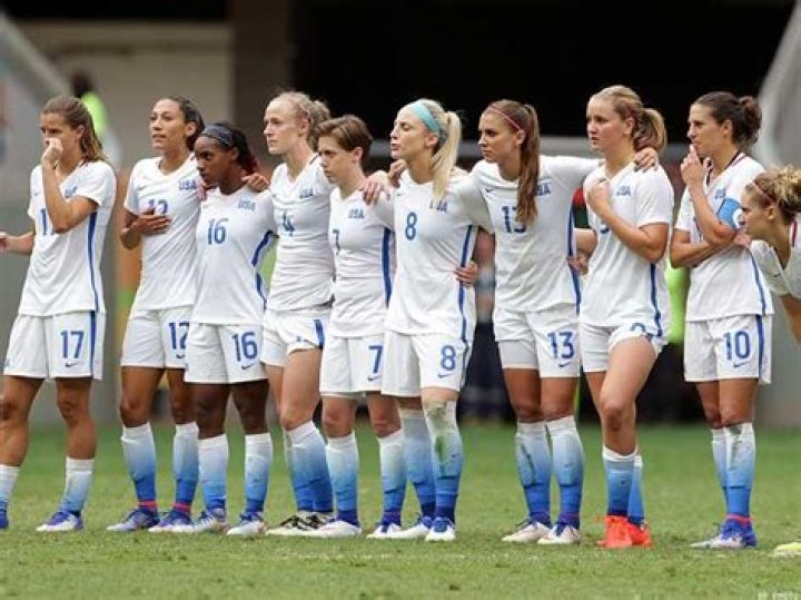 How long is the women's soccer season?