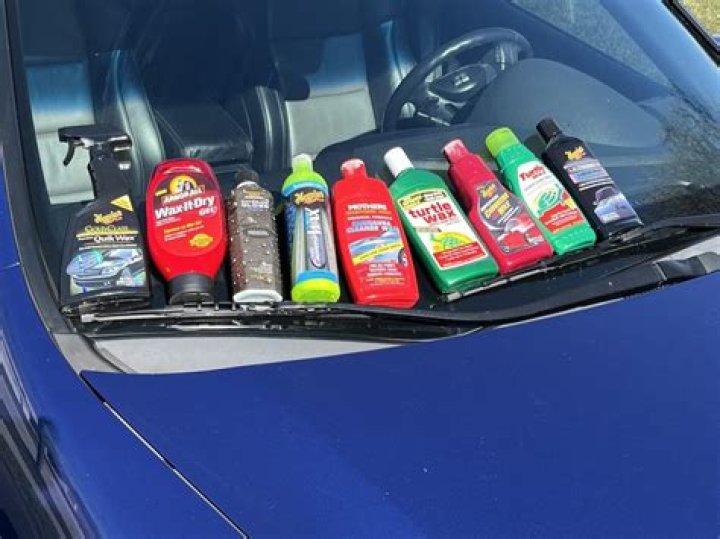 How long should you leave wax on a car?