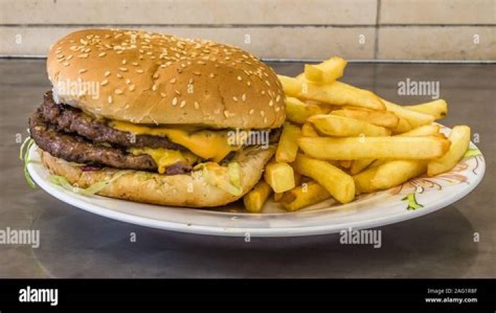How many calories are in a plain quarter pounder?