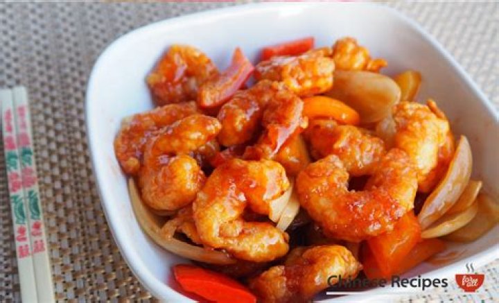 How many calories are in a sweet and sour king prawn?