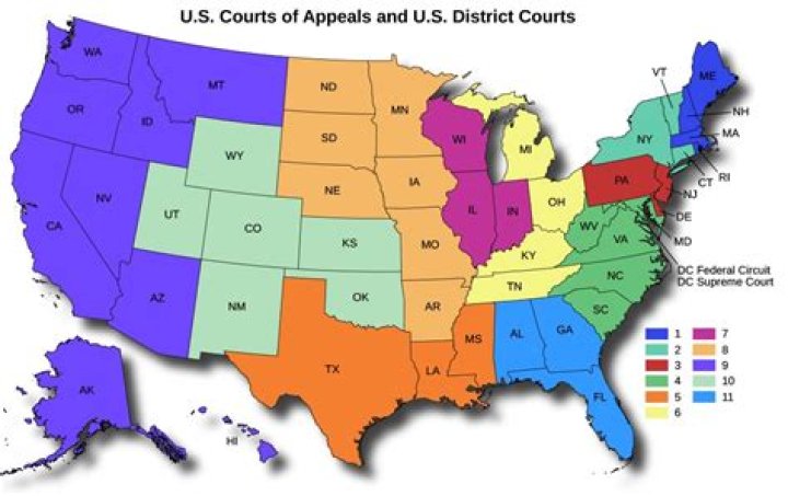 How many district courts are in Utah?