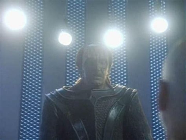 How many lights are there Star Trek?