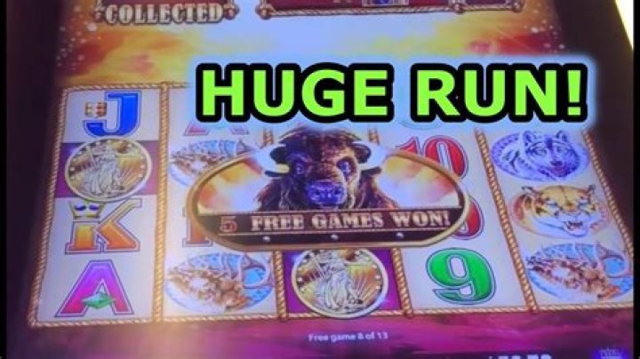 How many slots does Buffalo Run Casino have?