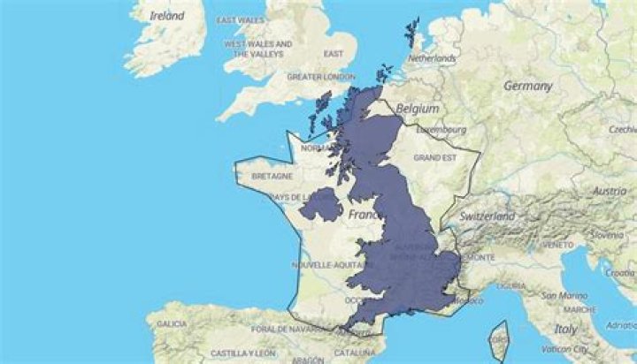 How many times does UK fit into France?
