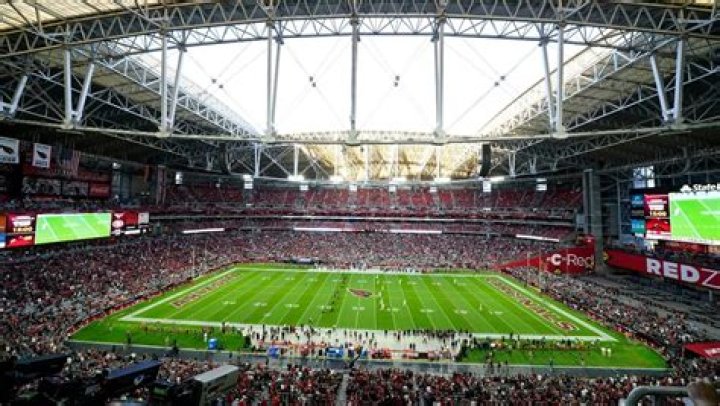 How much did State Farm pay for Cardinals Stadium?