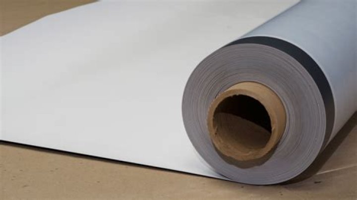 How much does a 60 ml TPO roll weigh?