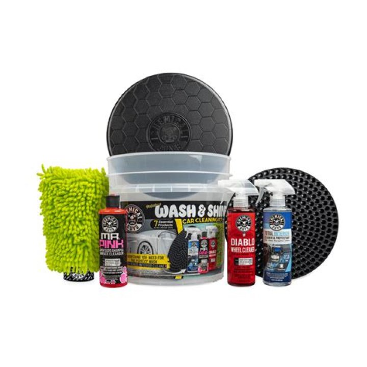How much does a professional car cleaning cost?