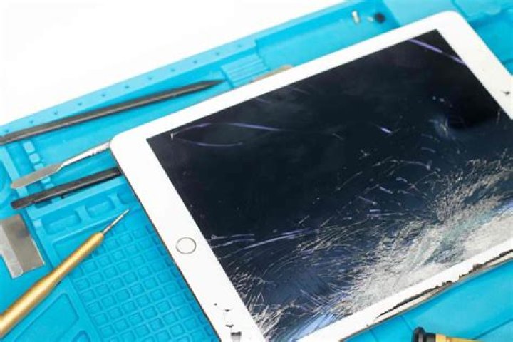 How much does it cost to replace an iPad screen in Australia?