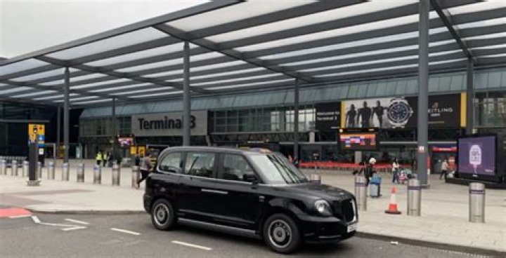 How much is a taxi from central London to Luton?