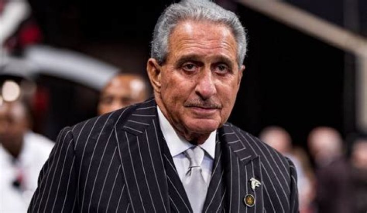 How much is Arthur Blank net worth?