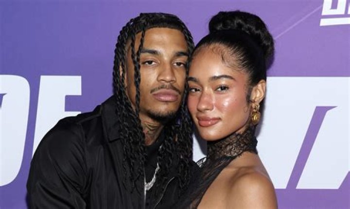 How much is Lala's fiance worth?