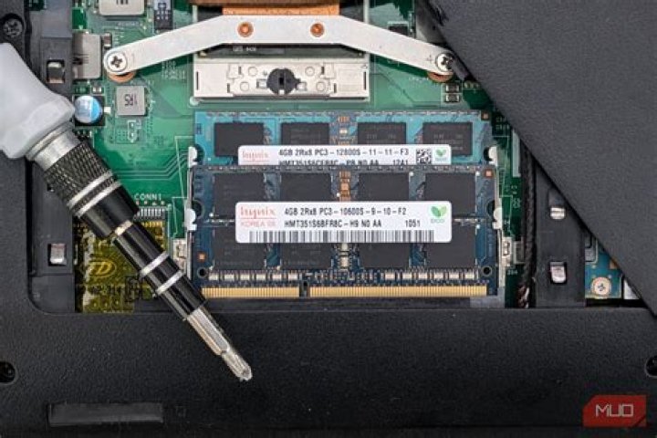 How much RAM does a Note 5 have?