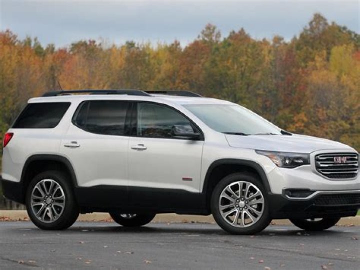 How much was a 2017 GMC Acadia new?