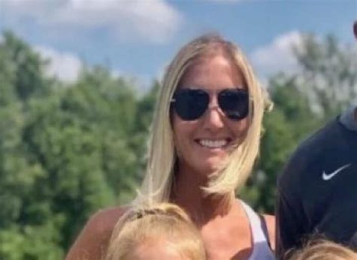 Is Adam Vinatieri married?