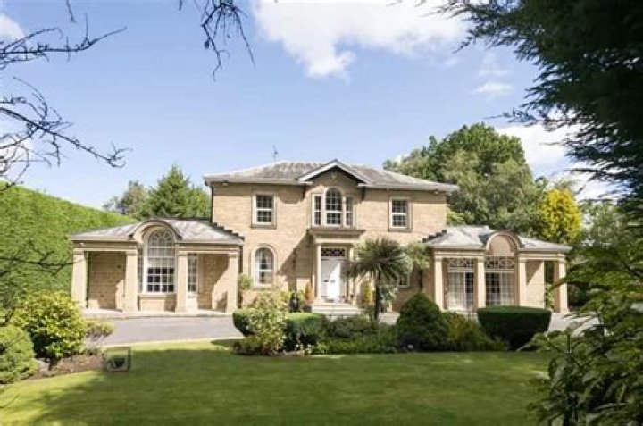 Is alwoodley a nice place to live?