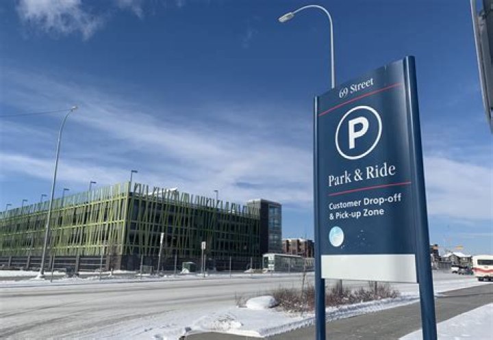 Is Calgary Transit parking free?