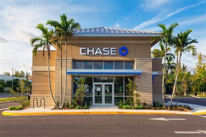 Is Chase Bank located in all 50 states?