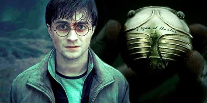 Is Harry Potter a master of death?