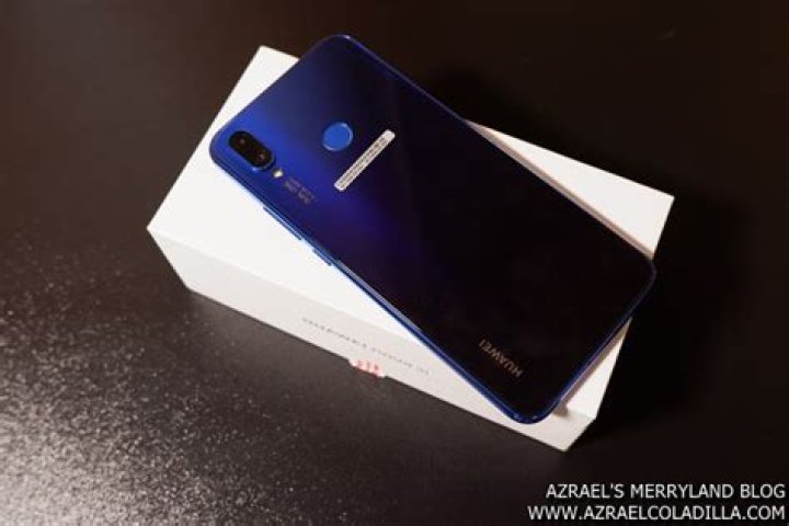 Is Huawei Nova 3i Leica camera?