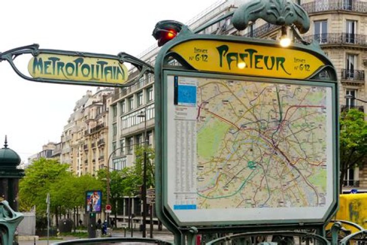 Is it easy to find work in Berlin?