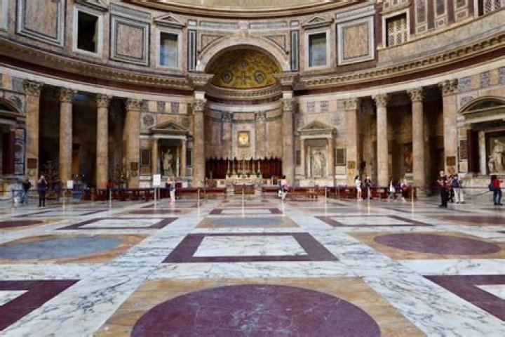 Is it free to go in the pantheon?