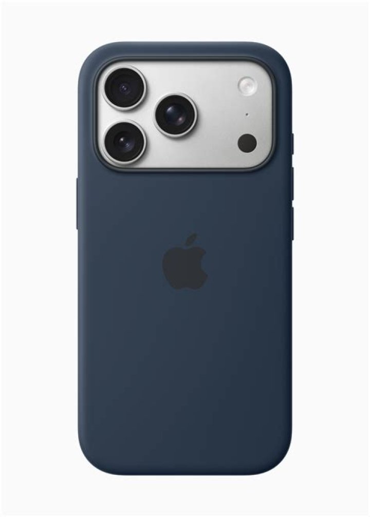 Is it safe to use iPhone 11 Pro without a case?