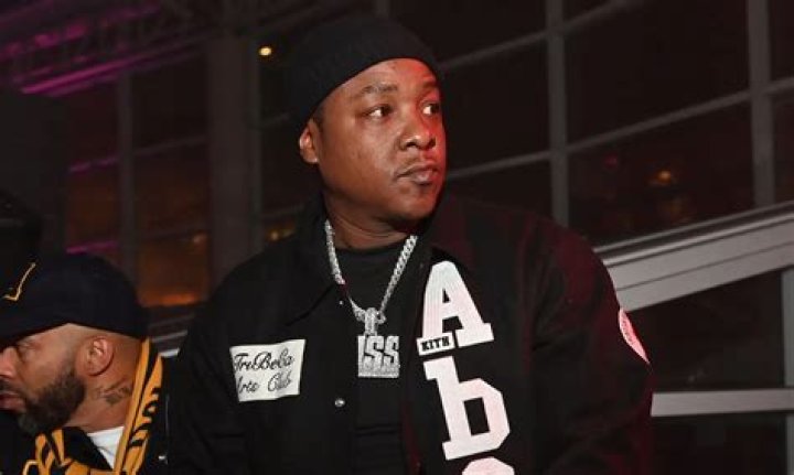 Is Jadakiss and Styles P related?