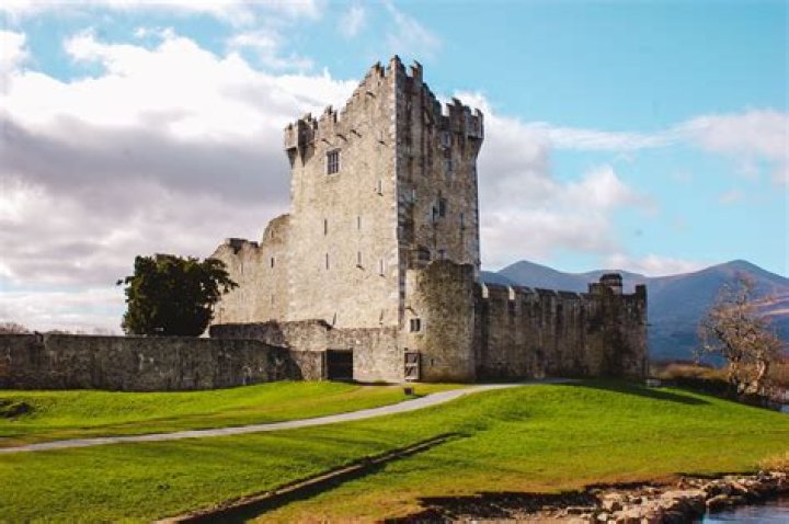 Is Killarney a city or town?
