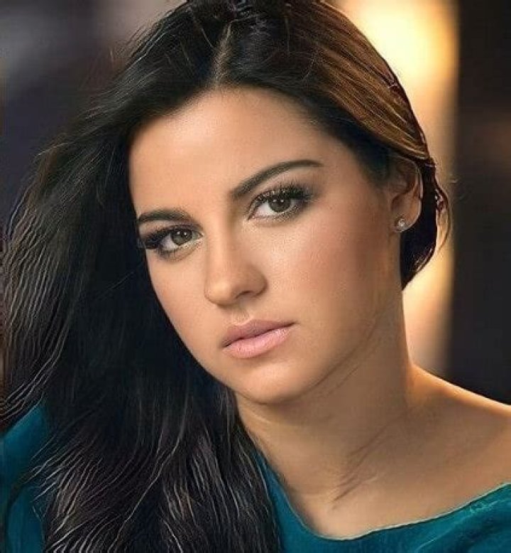 Is Maite Perroni Italian?