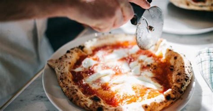Is pizza safe to eat after 3 days?