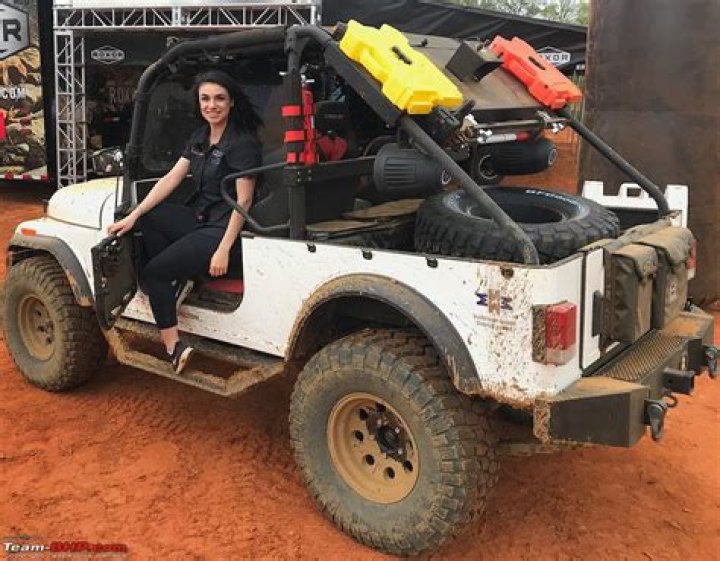 Is Roxor Jeep street legal?