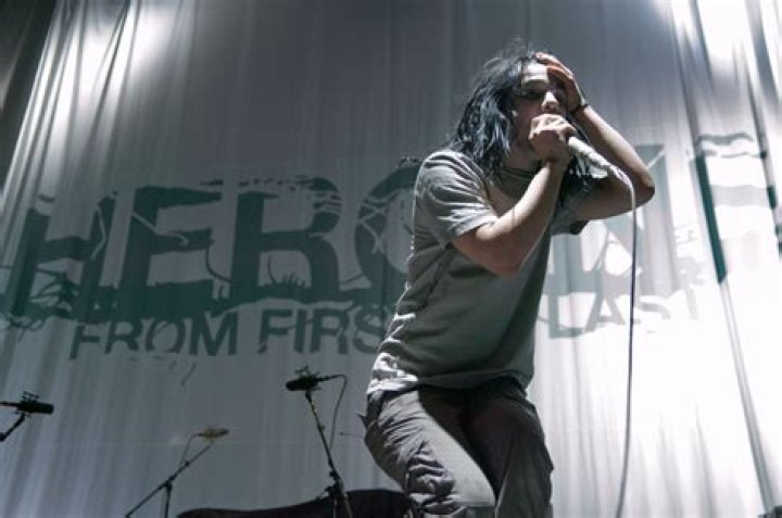 Is Skrillex a emo?