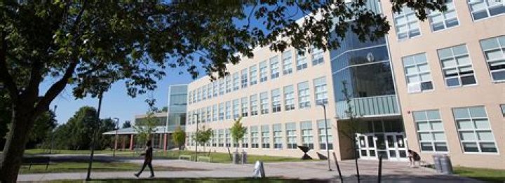 Is SUNY Old Westbury a good college?