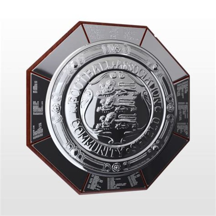 Is the Charity Shield a major trophy?