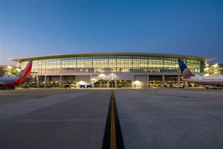 Is the Fort Lauderdale International Airport Open?
