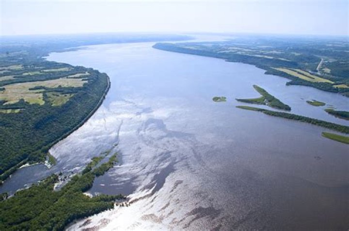 Is the Mississippi river dangerous to swim in?