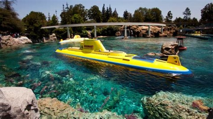 Is there a submarine ride at Disney World?