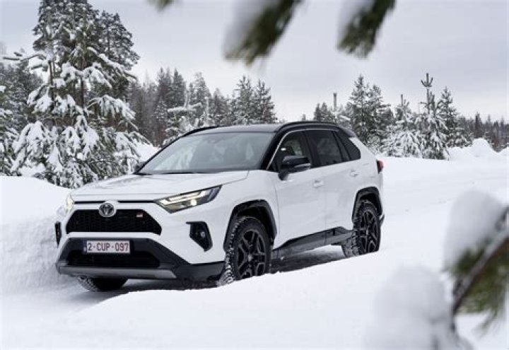 Is Toyota RAV4 good in the snow?