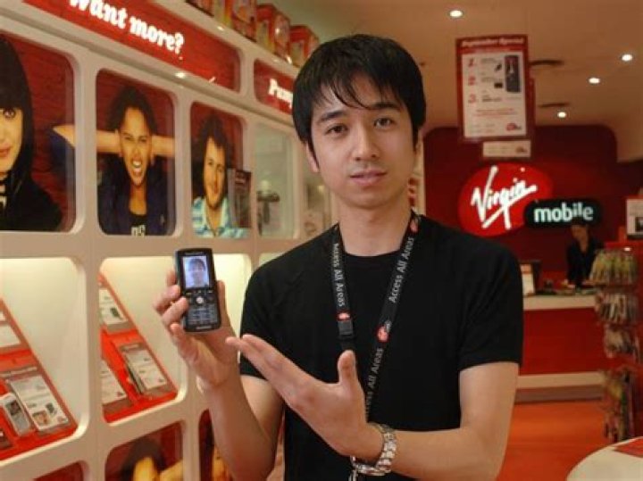 Is Virgin Mobile Australia closing?