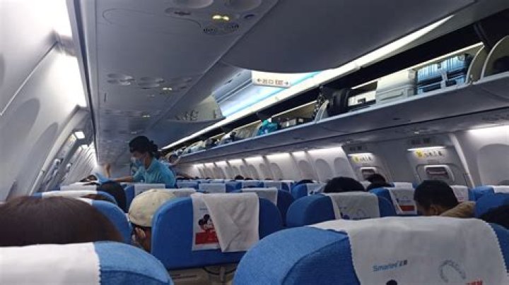 Is Xiamen Airlines still flying to China?