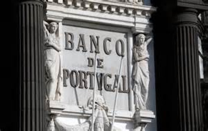 Quanto ganha quem trabalha em banco em Portugal?