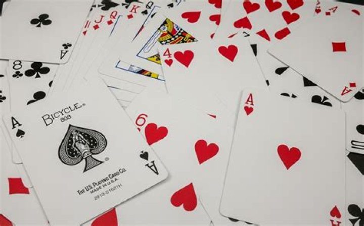 Quels sont les jeux de cartes ?