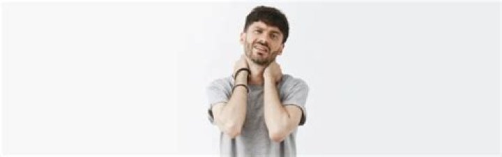 Should I go to the emergency room for whiplash?