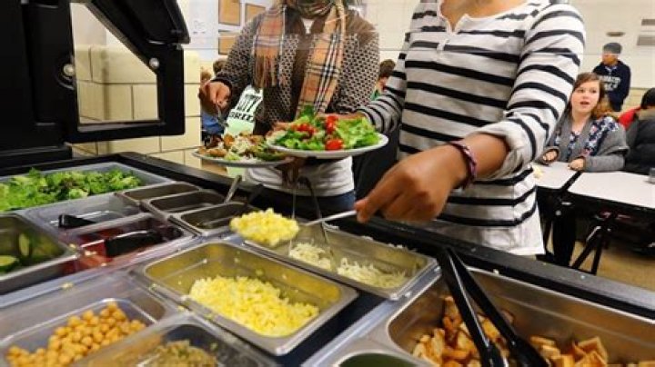 Should school cafeterias sell soft drinks?