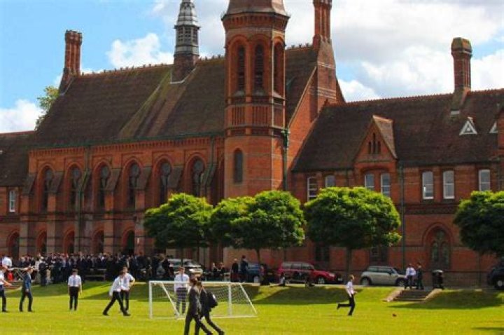 What's the difference between a grammar school and a normal school?
