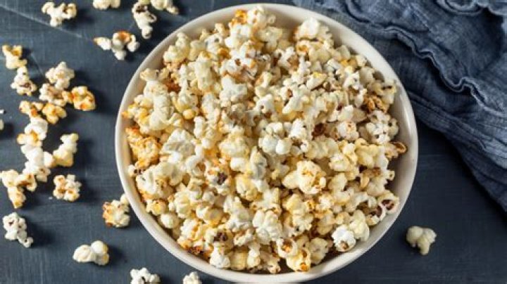 What's the difference between kettle corn and regular corn?