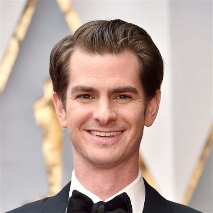What age is Andrew Garfield?