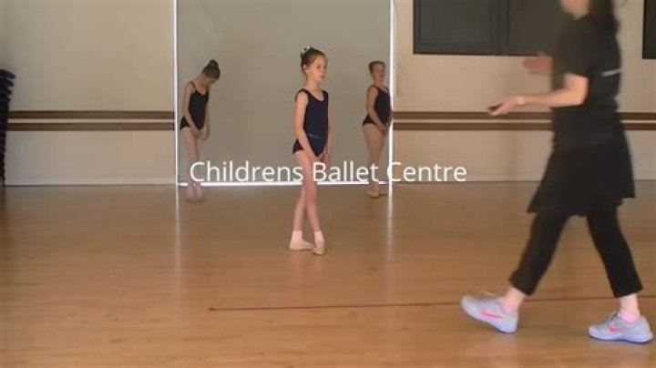 What age is grade 3 ballet?