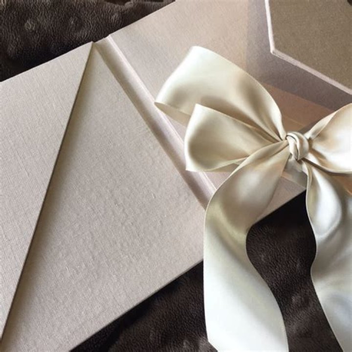 What are linen cards?